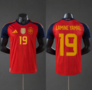 CAMISA ESPANHA I 26/27 CAMPEONES DEL MUNDO - Versão Torcedor (Patch e Personalização)